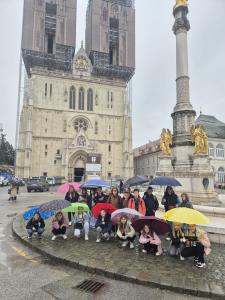 Obilazak grada Zagreba i kazalina predstava Pipi Duga arapa u kazalitu Trenja